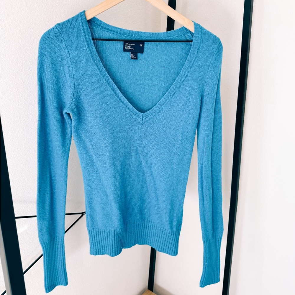 American Eagle sweater
